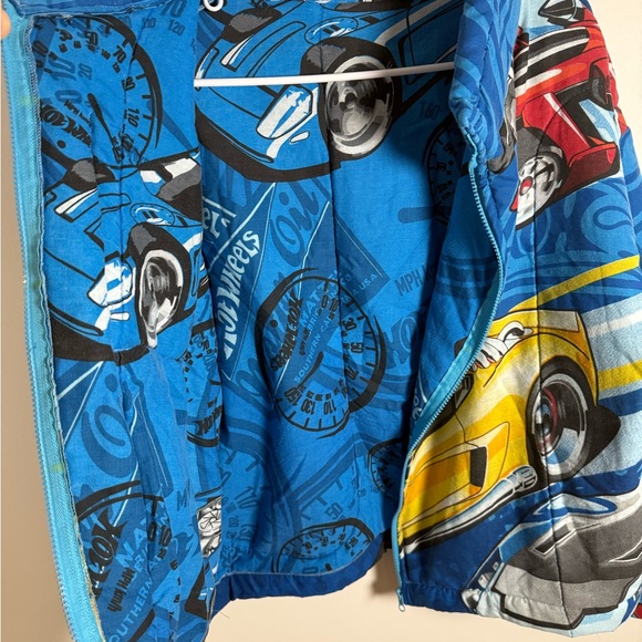 Hotwheels Racing Car Puffer Jacket - Picture 6 of 12